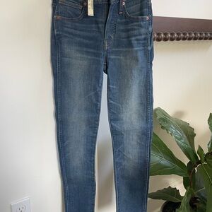 Madewell Classic Indigo High-Rise Jeans